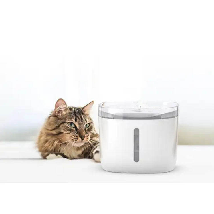 Petoneer Fresco Mini Plus Fountain with 1.9L Capacity, 5 Filtration Stages, Up to 7° Tilting Angle, Large Drinking Container, LED Indicator, Anti-Slip Pad, UV Sterilizing Tube - White