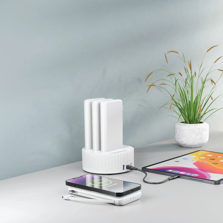 Powerology 4-in-1 Power Station with 10000mAh Battery Capacity, Built-In Cable, Rapid Re-Charging Station, 20W Power Delivery, 15W Wireless Output, Built-in Safeguards - White