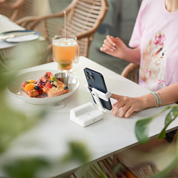 Porodo Lifestyle 3-in 1 Bluetooth Selfi Stick with Detachable Fill Light & Stand, 360° Rotation, Extendable Arm, 12 Hours Working Time - White