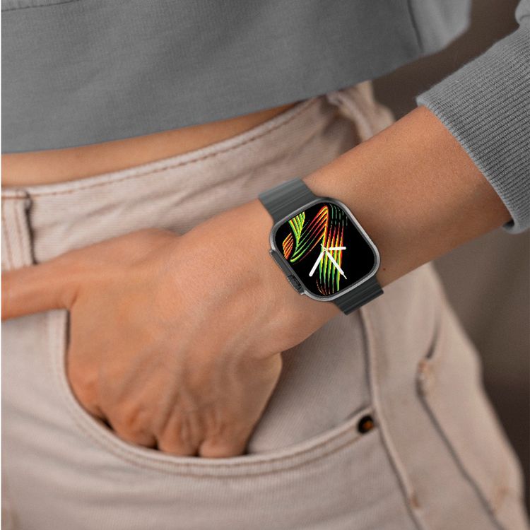 Green Lion Communicate Ultra Smart Watch with 1.85" Amoled Screen Dispaly, 280mAh Battery Capacity, Wireless Charging, AI Voice Assistant, 125MB Flash Storage, 3-5 Days Working Time - Black