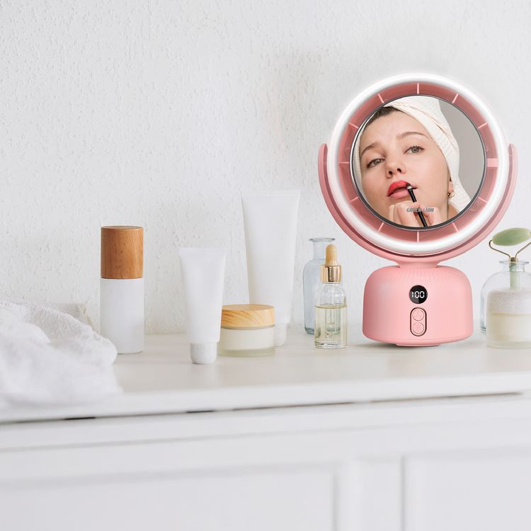 مرآة مكياج بجهاز تهوية من جرين لايون، بخمس مستويات لسرعة المروحة و3 أوضاع ضوء، تصل إلى 11 ساعة من العمل، منفذ شحن USB-C، دوران قابل للتعديل، شاشة رقمية، قاعدة مقاومة للانزلاق، 51 ضوء LED، بطارية 5400 مللي أمبير - وردي