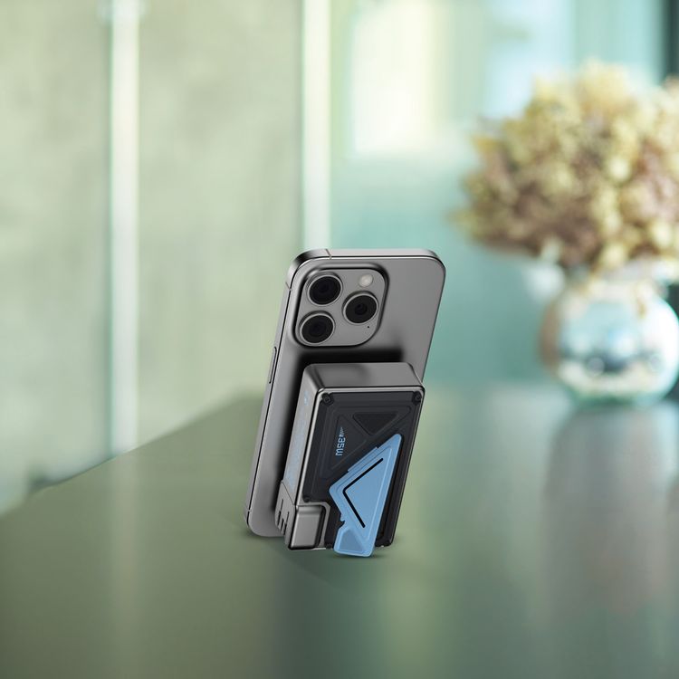 Powerology 20000mAh MagSafe Power Bank with Wall Charger, PD 35W, 15W Wireless Charger, On-Demand Kickstand, Single USB-A & USB-C & Lightning Ports, US/ EU/ UK Interchangeable Plugs - Black