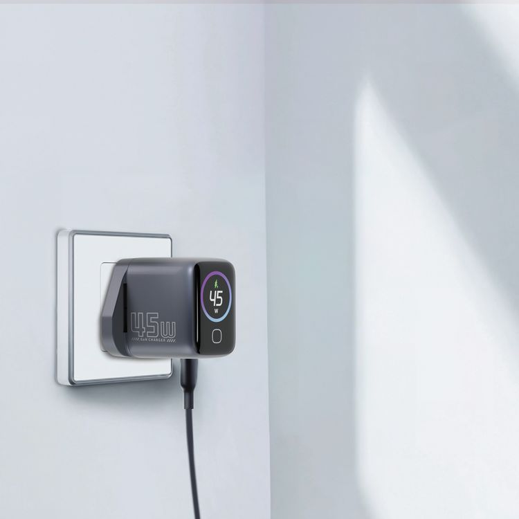 Powerology Voltflow 45W AVS GaN Wall Charger with Smart TFT Display, UK 3-Pin Plug, Rapid Power Delivery, AI Temperature Control, 110-240V Rated Voltage, 1A Rated Current, UK 3-Pin Plug,  25°C to 50°C  Operating Temperature - Gray