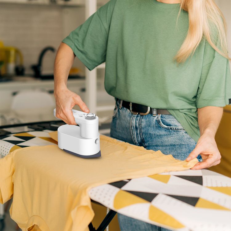 Porodo Lifestyle Heatpulse Portable Steam Iron with Ultrasonic Steam Generator, Type-C Charging Port, Adjustable Temperature Level, 40 Minutes Continuous Ironing, 5200mAh Battery Capacity - White