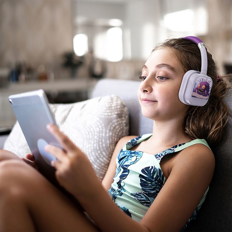Porodo Soundtec Yotowave Kids Wireless Headphones with Comfortable & Breathable Cushion, 200mAh Battery, Up to 25 Hours Play Time, 40mm Speaker Size, Bluetooth Version 5.4, Recommended for Kids Aged 6+, Skin-Friendly Material, Safe Volume Limit - Purple