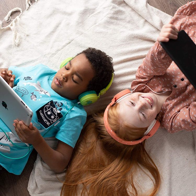 Planet Buddies Kids Wired Headphones with 85 dB Volume Limited, Plug and Play, Lightweight and Comfortable Design, 40 mm Driver Size, Adjustable Headband Suitable for Children (Penguin) - Light Blue