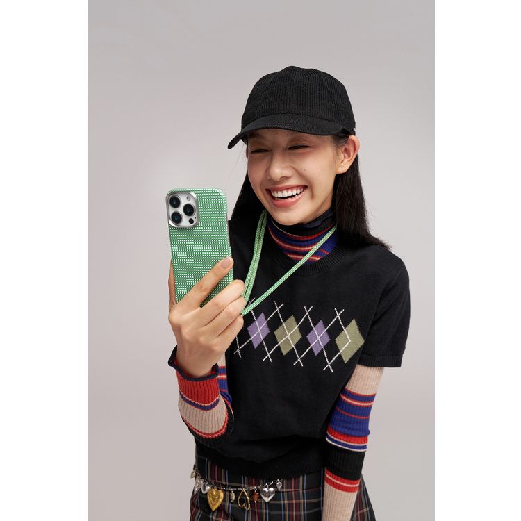 Pitaka Ultra Slim Case for iPhone 16 Pro Max, Compatible with MagSafe, 3D Grip Textured, Raised Camera Lip - Forest Green