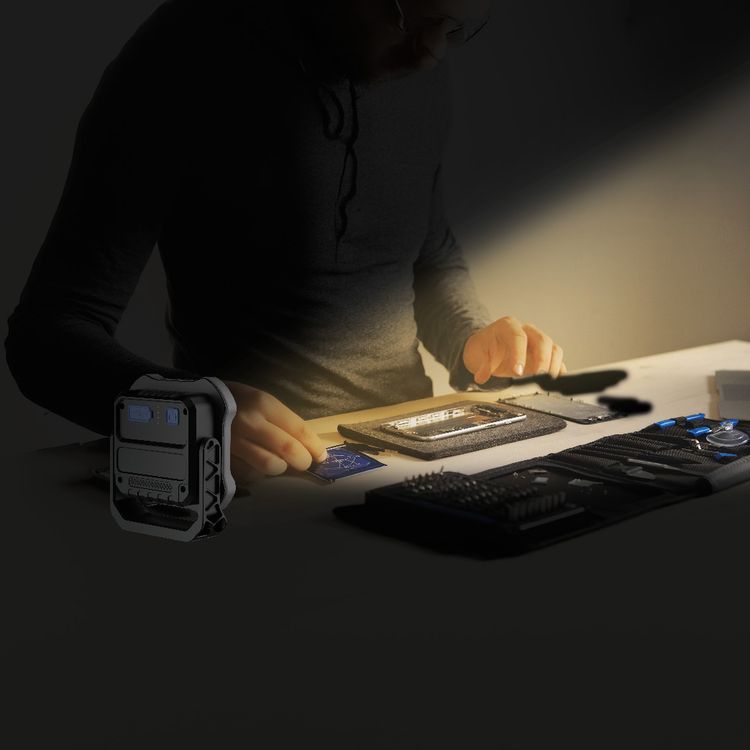 Powerology Brillite 3600mAh Work Light with 360° Rotatable Stand, 3600mAh Battery, Aluminum Alloy & ABS Material, 2000 Lumens Brightness, Dual Hooks & Tripod Mount, Dual Light Modes, USB-C Charging Port, Up to 20 Hours Working Time - Black