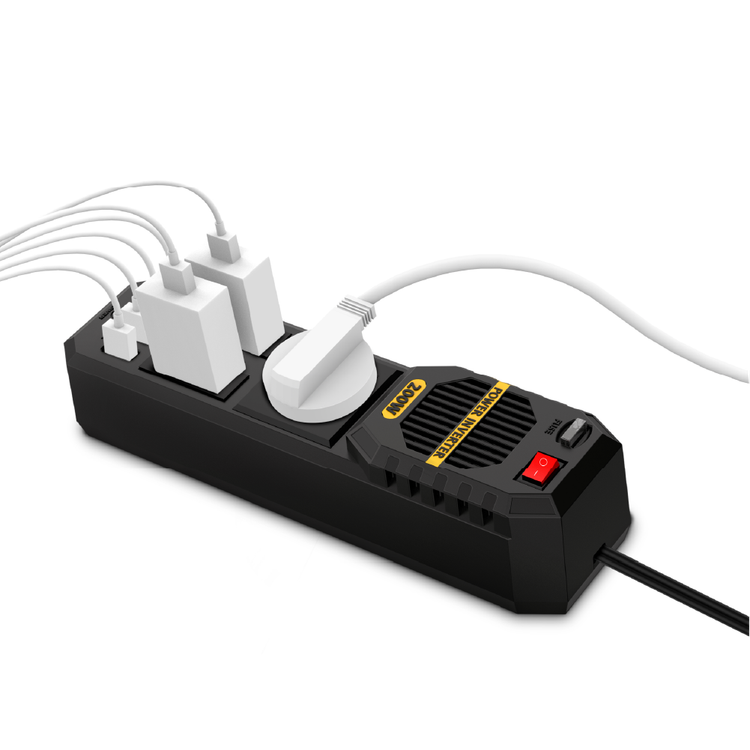 جهاز العاكس للطاقة Green Lion Stark Plus بقدرة تشغيل 200 واط، و4 منافذ USB-A، وحماية من السخونة الزائدة والتحميل الزائد، وإخراج تيار متردد بجهد 110 فولت، وحماية من الفولطية العالية، وحماية من عكس الطاقة - لون أسود