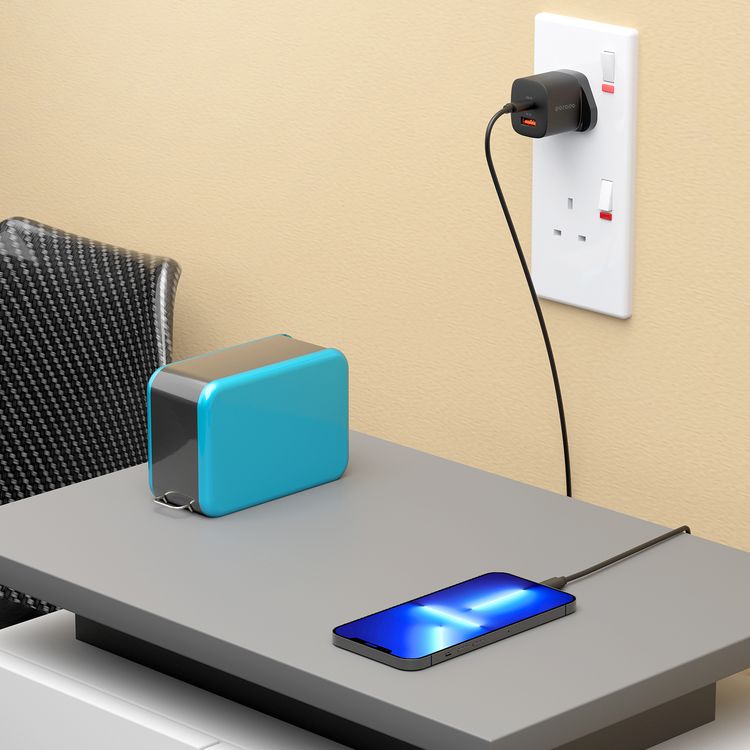 Porodo GaN Quick Charger Power Adapter with 33W Power Delivery, Simultaneous Charging, 30W USB-A Output, UK 3-Pin Plug, 0% to 60% Charge in 35 Minutes, Fast Charging Support - Black