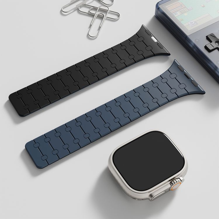حزام ساعة سيليكون Levelo Royallink ثنائي اللون لساعة Apple Watch بحجم 49/46 مم، مصنوع من مواد مضادة للحساسية، يحتوي على 32 مغناطيس مدمج، مقاوم للماء والعرق، يتميز بقوة التثبيت المغناطيسي، سهل التركيب - أزرق / أسود.
