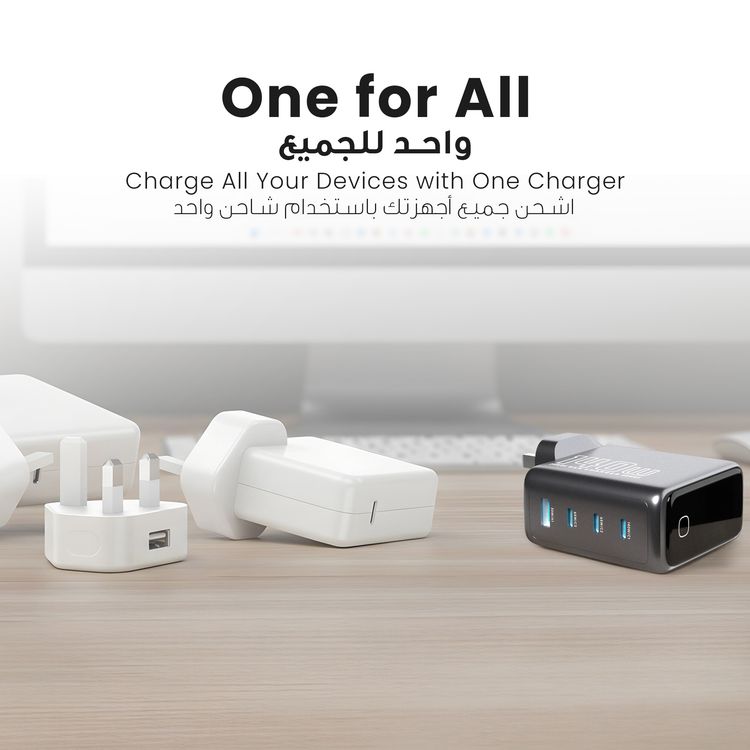 Powerology Voltflow GaN Wall Charger with PD 140W, Single USB-A & Triple USB-C Ports, Ai Temperature Control, Fast Charge Support, Multiple Device Compatibility, TFT Smart Display Interface - Black