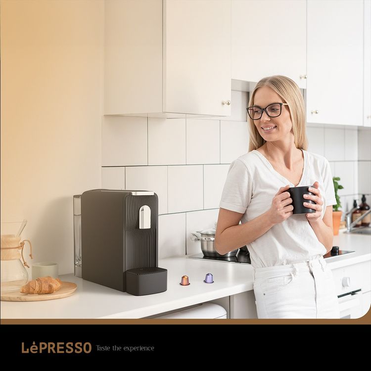 LePresso Baristo Espresso Machine with Powerful Italian Pump, 550mL Water Tank Capacity, 1200W Rated Power, Customizable Volume Control, Removable Drip Tray, Compatible with Nespresso Capsules - Black