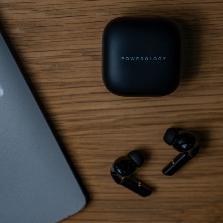Powerology Earbuds Pro with Active Noise Cancellation, 30 Hours Charging Case Battery Life, 10m Transmission Distance, Bluetooth Version 5.2, Siri Activation - Black