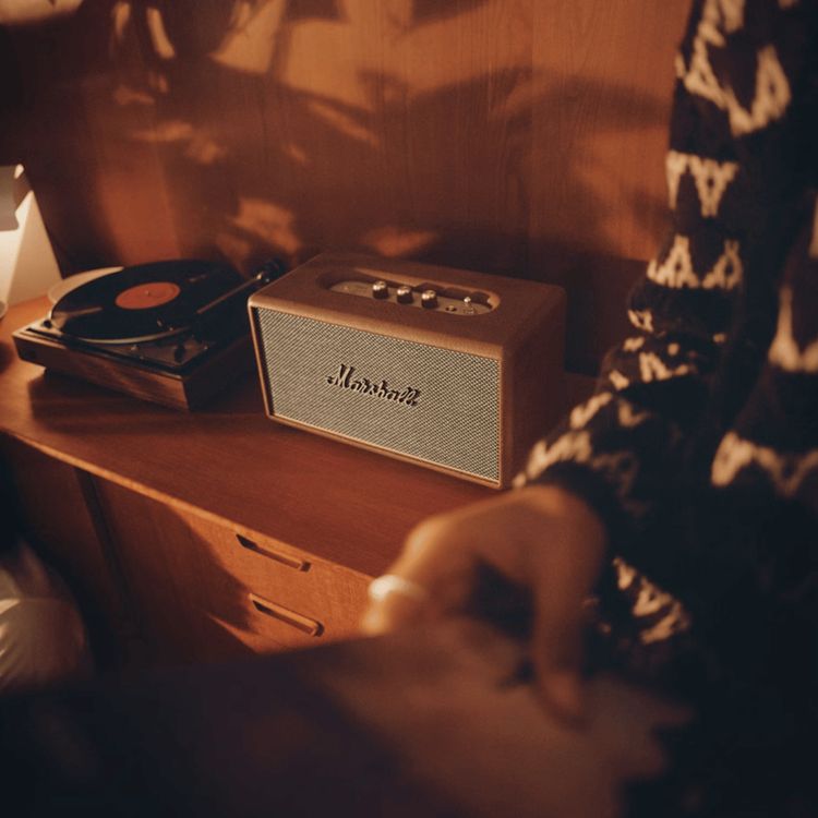 Marshall Stanmore III Wireless Portable Stereo Bluetooth Speaker, 10m Bluetooth Range, Bluetooth Version 5.2, Iconic Marshall Styling, High-quality Materials, Dynamic Loudness - Brown