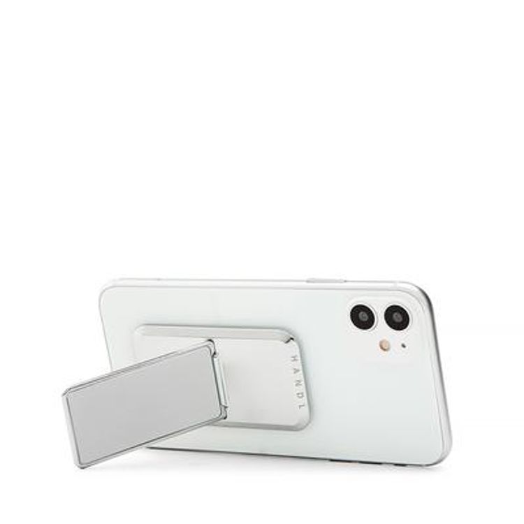 هاندل قبضة هاتف صلبة ، أزواج مع أي هاتف ذكي ، مسند متعدد الوظائف ، متوافق مع الشحن اللاسلكي ، قبضة الهاتف والحامل - فضي