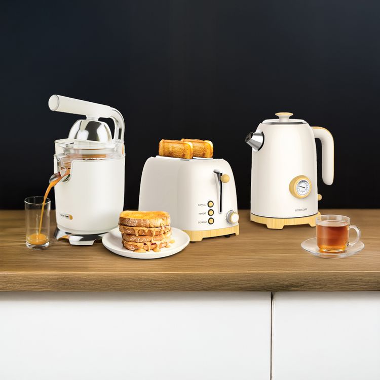 طقم مطبخ جرين ليون 3 في 1 (غلاية، عصارة و محمصة) سعة محمصة لشريحتين من الخبز، قوة المحمصة 815 واط، سعة العصارة 400 مل، قوة العصارة 170 واط، سعة الغلاية 1.7 لتر، قوة الغلاية 2200 واط - بيج