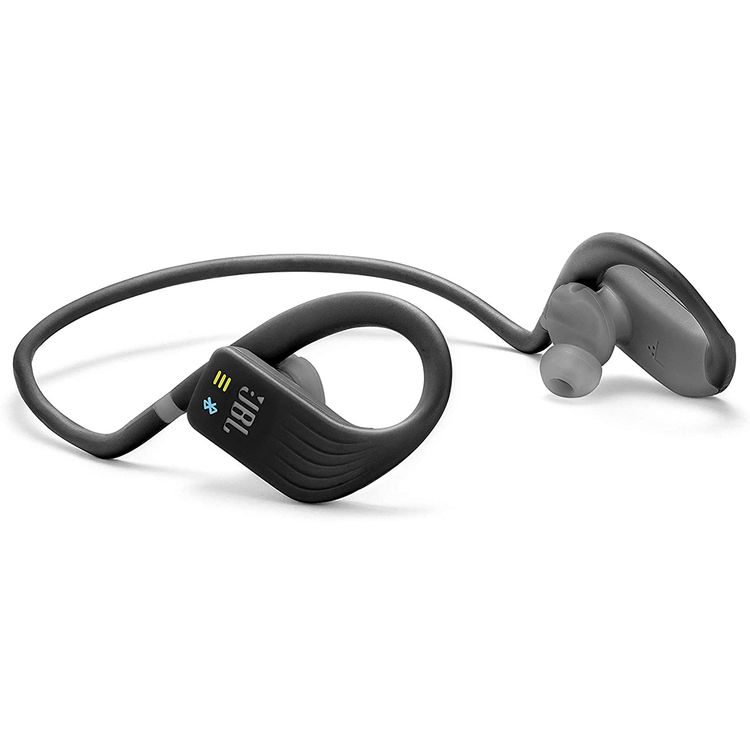 JBL تحمل الغوص سماعات رأس رياضية لاسلكية مقاومة للماء مع مشغل MP3 مدمج ، تصميم مشبك الأذن ، وقت تشغيل لمدة 8 ساعات مع شحن سريع ، سماعة رأس مزودة بأزرار تحكم باللمس ، IPX7 مقاوم للماء