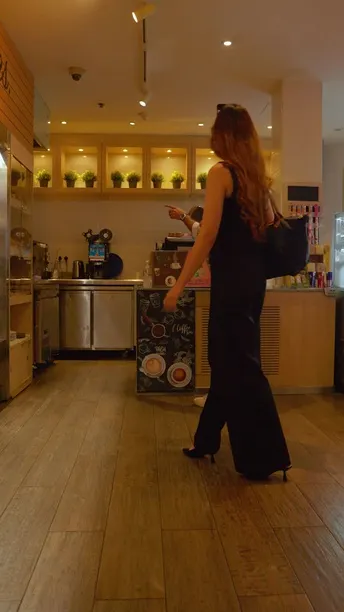 LePresso Professional Hand-Press Espresso Maker in UAE | 9 Bar Pressure - Black | (LPRJPCMBK)