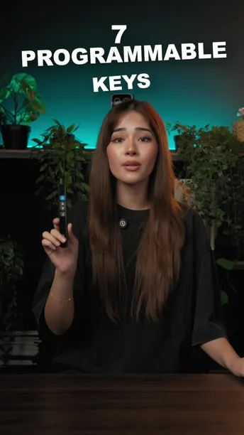 Green Lion Wireless Presenter with Retractable Pointer in UAE | 7 Programmable Keys - Black Color | (GNWSPRWRPBK)