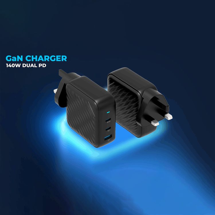 Powerology 140W Dual PD GaN Charger with Built-in Safeguards, 18W USB-A Output, UK 3-Pin Plug, Laptop Charging Compatibility, Triple-Port Fast Charging - Black