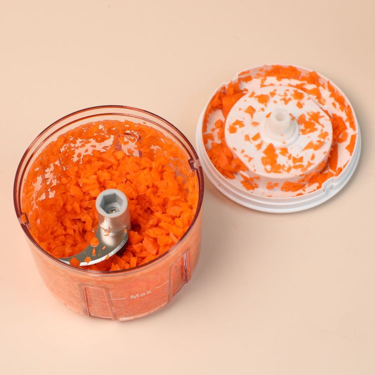 porodo لايف ستايل خلاط يدوي متعدد الوظائف قابل لإعادة الشحن 2 في 1 مع مفرمة وخافق، حماية من التيار الزائد، وظيفية لاسلكية، حماية من التفريغ الزائد، 3 أوضاع خفق، 3 أوضاع فرم، تصميم مريح، 3 مستويات سرعة، لوحة لمس LED، سعة 300 مل، تحكم باللمس - بيج