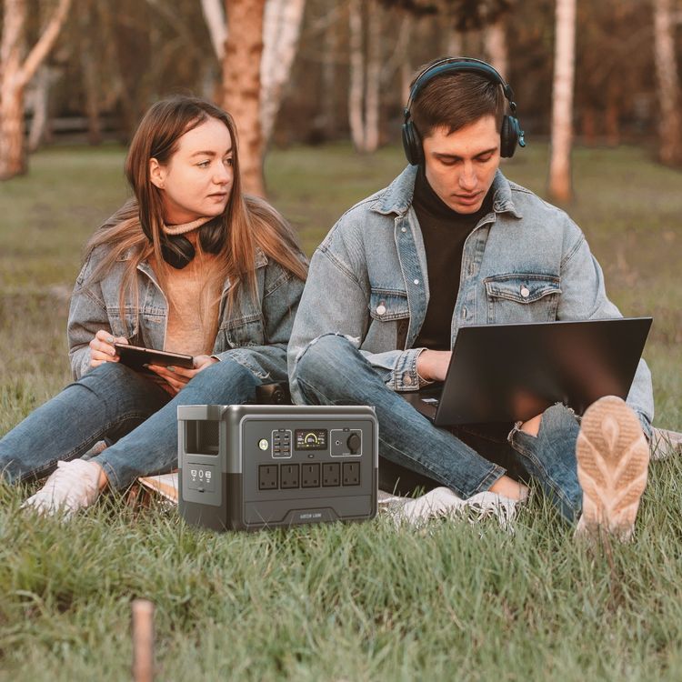 محطة الطاقة جرين ليون PGX1200 - 1152 واط ساعة 360000 مللي أمبير 1200 واط (LiFePO4) - أسود