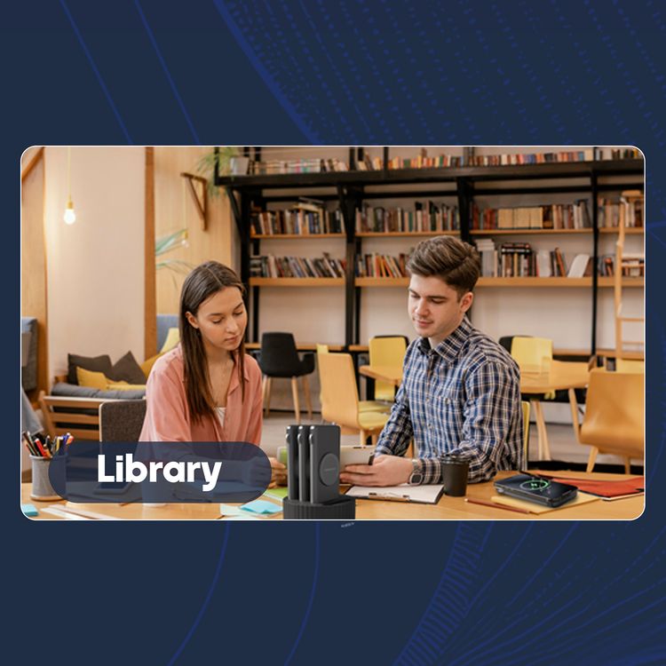 محطة طاقة 4 في 1 من باورولوجي بسعة بطارية 10000 مللي أمبير، وكابل مدمج، ومحطة شحن سريعة، وشاشة عرض طاقة 20 وات، ومخرج لاسلكي 15 وات، وضمانات مدمجة - أسود