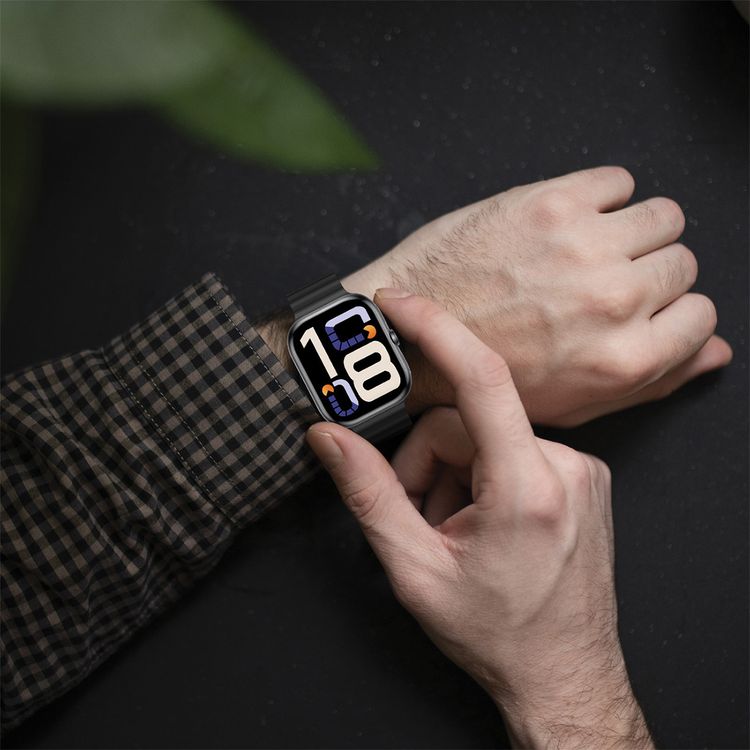 Green Lion Nexo Smart Watch with a 2.01" AMOLED Display, Up to 5 Days Working Time, Bluetooth Version 5.3, 300mAh Battery, Up to 15 Days Standby Time, Magnetic Charging, 100+ Sport Modes, Weather Updates, Health Monitoring - Black