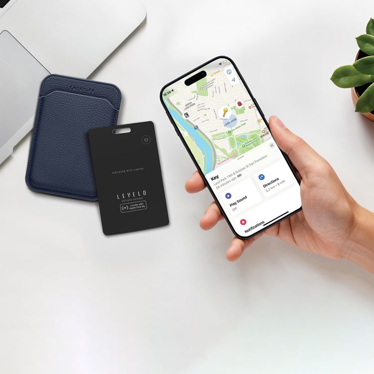 Levelo Cartes FindMy Card Tracker with Extended Range Locator, Check Recent Location, Lost Mode, Smart Sound Locator, Distance-Based Alert, Ultra Thin Design - Black