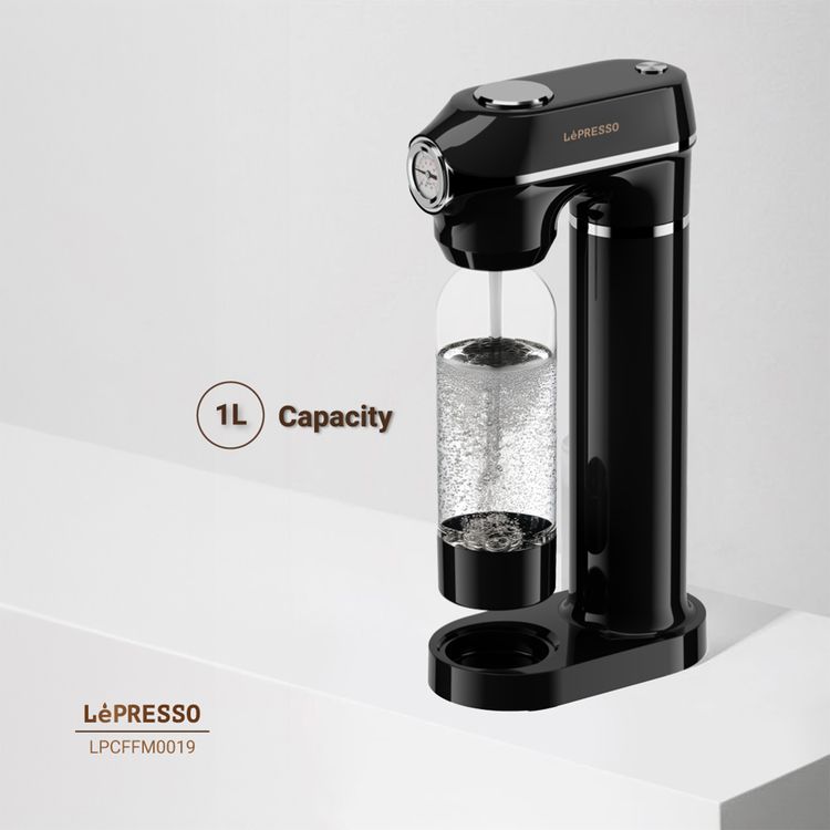  Lepresso Sparkling Water Maker and 4+1 x  CO2 Capsules Bundle, 1L Sparkling Water Maker Capacity, Adjustable Fizz Pressure, Efficient Carbonation, 0.6L Capsule Capacity, Carbonates up to 500 Cups of Beverages, Safe & Without Gas Leakage - Black / Silver
