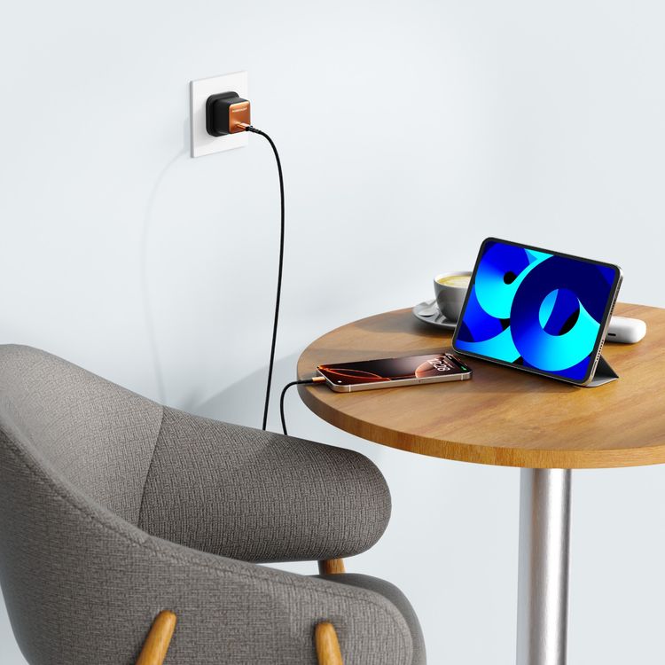 Powerology QX 45W Pocket-Sized GaN Adapter with Safety Protections, 1m USB-C to USB-C Cable Included, USB-C Port, Ultra-Compact Design, UK 3-Pin Plug, PD 45W - Black / Titanium Orange