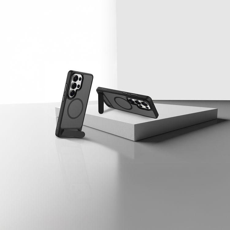 Levelo Matteo Hybrid Kickstand Case for Samsung S26 Ultra, Anti-Fingerprint Coating, Raised Bezels for Camera & Screen, Shock-Resistant Bumper, Drop Protection - Black