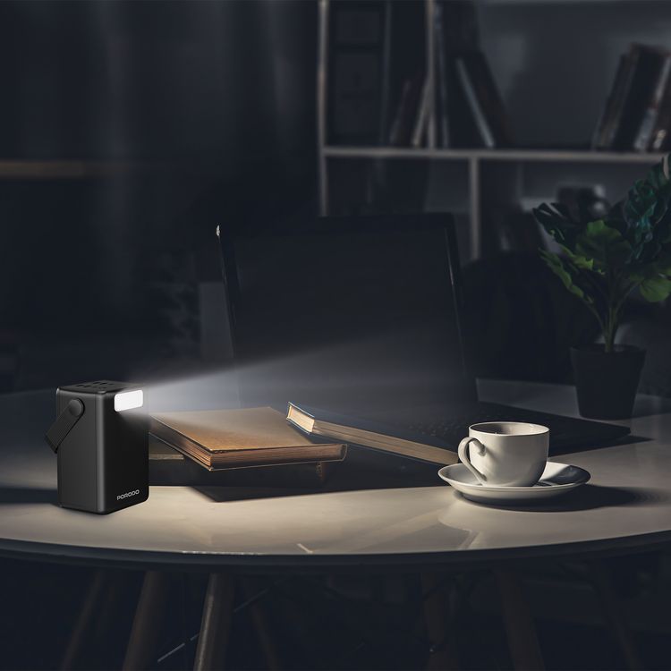 باور بانك بورودو لارا 80000 مللي أمبير/ساعة مع مصباح يدوي، مقبض محمول، PD 20 وات، شحن سريع، منفذين USB-A وUSB-C وMicro، 4 كابلات مدمجة، توافق عالمي - أسود