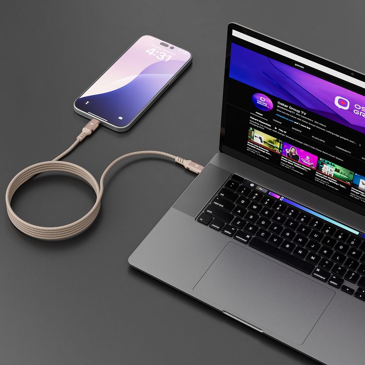 كابل Powerology MagLink Weave من USB-C إلى USB-C مع توصيل طاقة 60 واط، بطول 1.2 متر، مادة نايلون مضفرة، عمر افتراضي يصل إلى 20000 انحناء، تصميم مقاوم للتشابك، موصل معزز، شحن سريع ونقل بيانات - تايتانيوم صحراوي.
