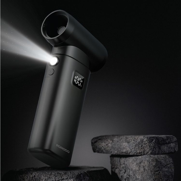 مروحة بورودو لايف ستايل باور ماكس توربو مع فوهات قابلة للفصل، طاقة مقدرة 200 واط، سعة بطارية 8000 مللي أمبيرساعة، وقت عمل 2.5 ساعة، سرعة محرك 130000 دورة في الدقيقة، 5 مستويات سرعة، طاقة إضاءة ليد 1 واط، واجهة شحن من النوع C، تدفق هواء قوي - أسود