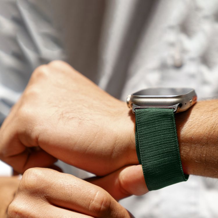 Levelo Ace Loop Watch Strap with Titanium G Hook Buckle for Apple Watch 49/45mm, Sweat & Water Resistant, Compatible with SE, Series 8, 7, 6, 5 & 4, Soft & Comfortable Fit - Green