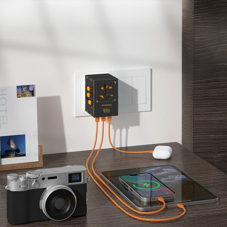 Porodo Travel Universal Charger, Dual Fuse, PD 65W, 4 USB-C & 1 USB-A  Ports, UK, EU, US & AU Supported Plugs, GaN Technology - Black