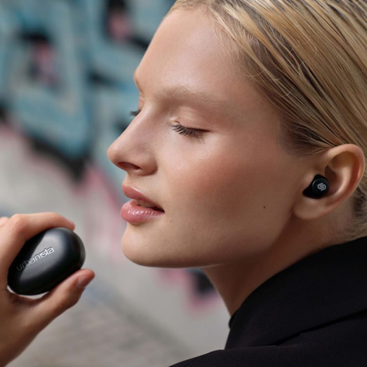 Urbanista Lisbon True Wireless Earbuds, Touch Controls, Compact Size, Siri and Google Voice Assistant, Up to 27 Hours Playtime, 2 Bluetooth Class, ≤10 m Bluetooth Range - Midnight Black