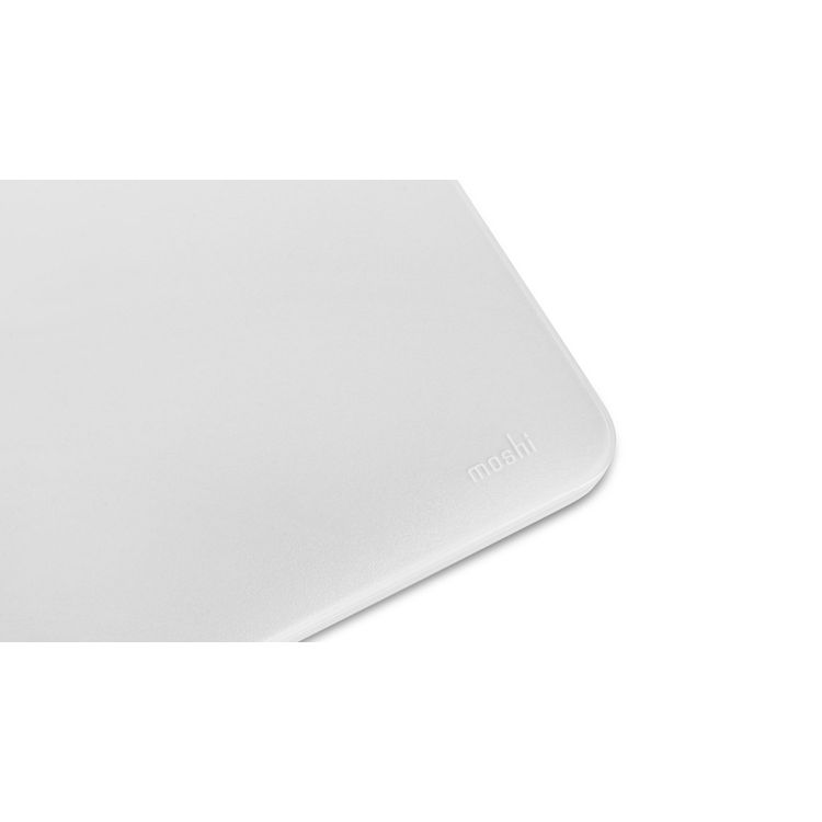 Moshi iGlaze HardShell Case for Apple Macbook Pro 13" 2020 - Ultra Slim & Lightweight, Anti-Shock Anti Scratch, Raised Rubber feet, Air Flow design - Stealth Clear