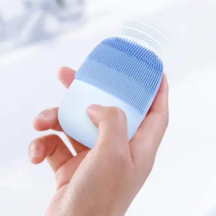inFace Waterproof Electric Sonic Face Brush with Up to 4 Hours Working Time, Dual Sonic Technology, 300mAh Battery Capacity, Up to 6000 Vibrations per Minute - Blue
