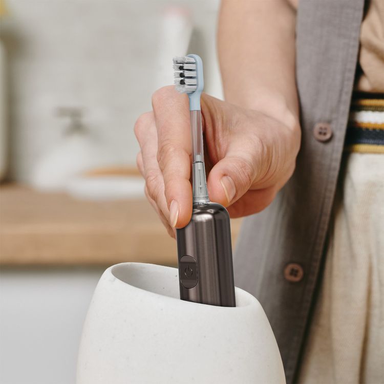 Green Lion Sonic Pro Rechargeable Toothbrush with 3 Cleaning Modes, Wave Magnetic Brush, 1200mAh Battery, USB-C Charging Time, 50° Oscillation, 120 Days Working Time, Auto Shut-Off Function - Brown