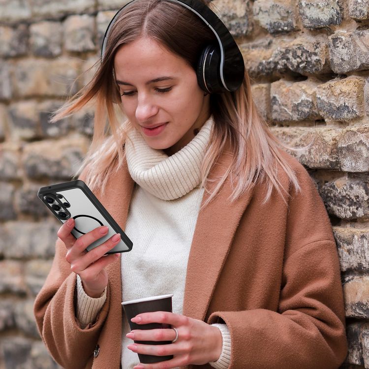 Levelo Solo MagSafe Matte Case for Samsung S26 Ultra, 3H Anti-Scratch Coating, Shock-Resistant Bumper, Raised Bezels for Camera & Screen, Drop Protection - Black