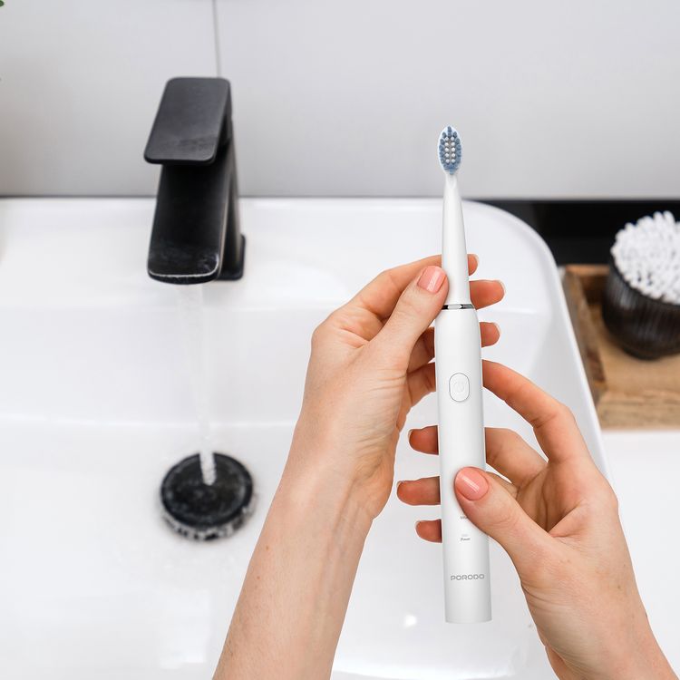 Porodo W-Sonic Electric Toothbrush with Professional Sonic Cleaning, 2 Minutes Smart Timer, 500mAh Battery Capacity, IPX7 Water Resistant, 3 Hours Charging Time, Type-C Charging Port, Up to 100 Days Battery Life, Smart Quadrant Timer - White