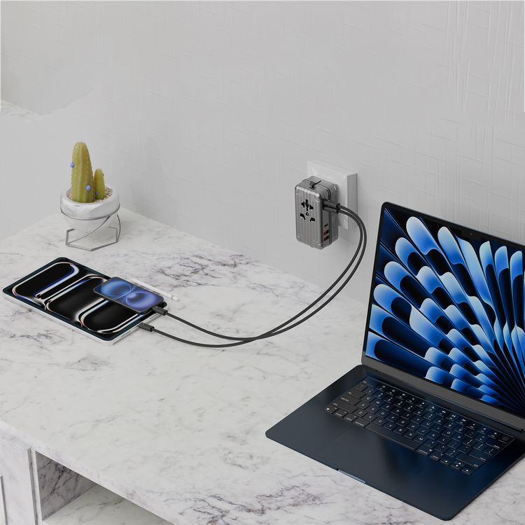 Levelo Roamiversal 2400W Adapter with 35W Power Delivery, 2×USB-A & 3×USB-C Ports, LED Indicator, Universal Output Plugs, Simulataneous Charging - Aluminum Silver 