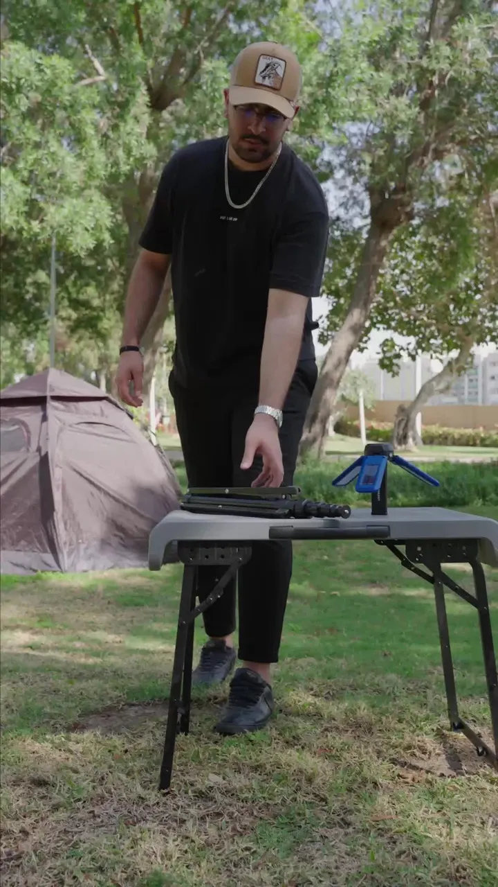 Powerology 2600mAh Camping Light with Tripod Stand and Built-in Solar Panels