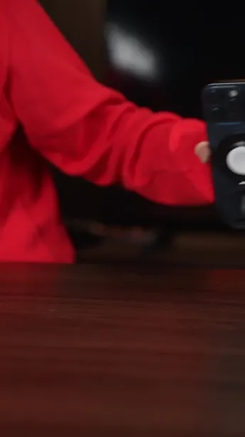 Levelo Dweller Wireless MagSafe & Watch Charger - Black | UAE (LVLDWCBK)