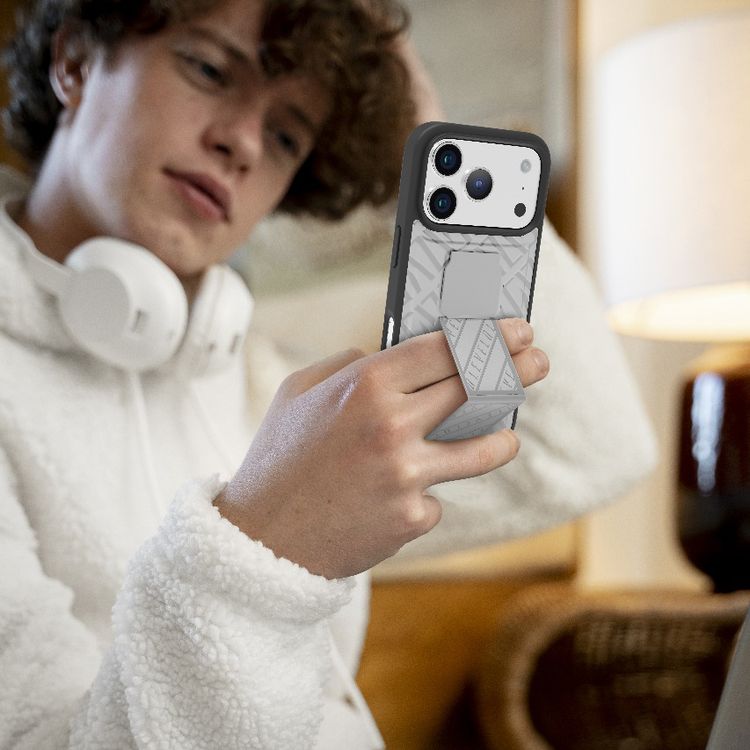 حافظة Levelo Morphix Cuero GripStand لهاتف iPhone 17 Pro، مع حواف مرفوعة للكاميرا والشاشة، ومصد مقاوم للصدمات، قبضة آمنة، عرض أفقي وعمودي - سيلفرستون.