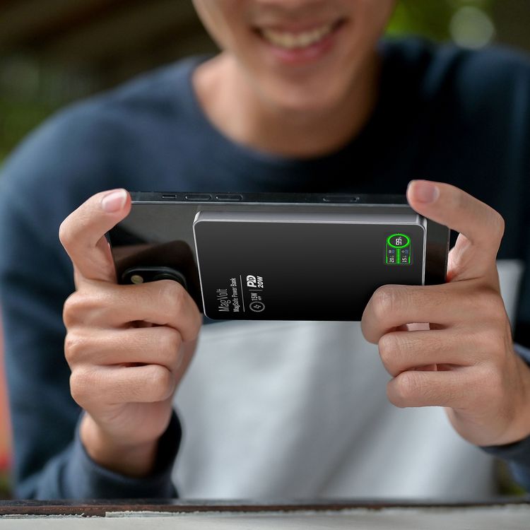 Powerology MagVolt 5000mAh Power Bank, 2.5W Watch Output, Up to 15W Phone Output, 20W Power Delivery, Ultra-Slim Design, Smart TFT Display, N54 MagSafe Compatible - Black