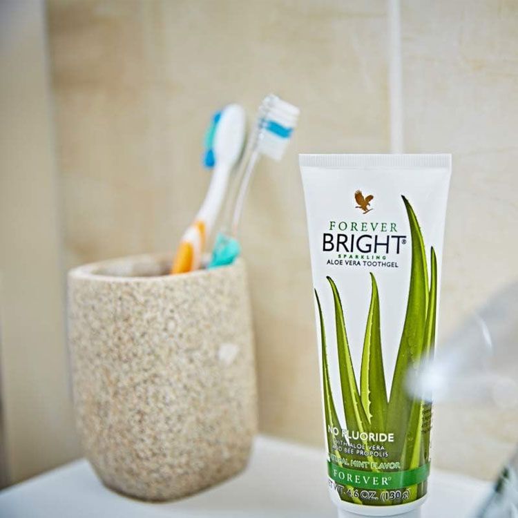 جل أسنان فوريفر برايث، خالي من الفلورايد والجلوتين، 130 جرام